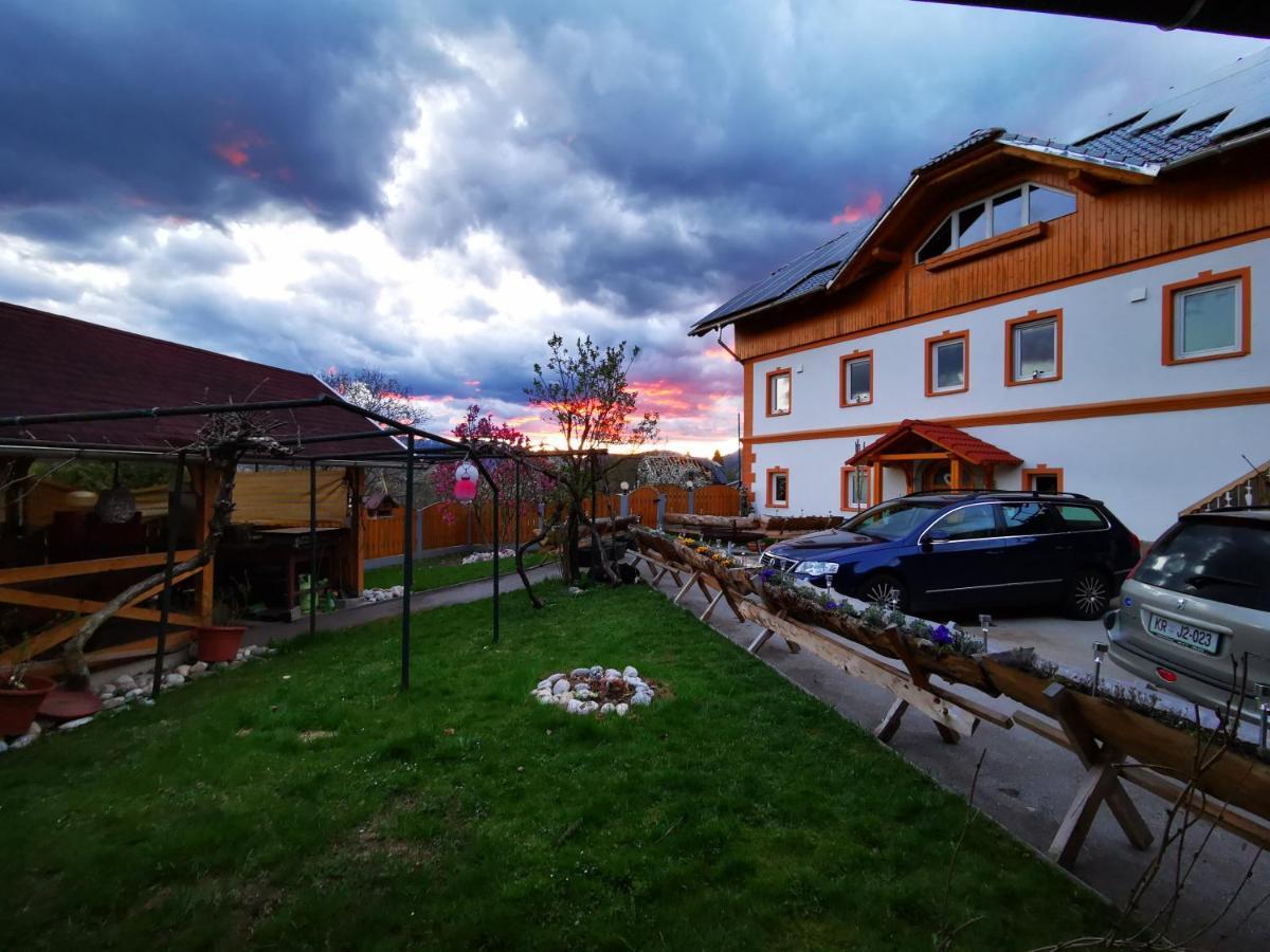 Stara Soncna Hisa Daire Radovljica Dış mekan fotoğraf